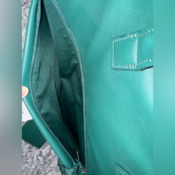 BEIS Wicked Weekender - Picture 2 of 7